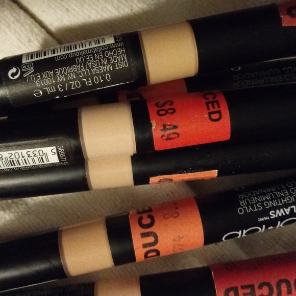 HIGHLIGHTING STYLO CONCEALER BY col•lab - Picture 4 of 5